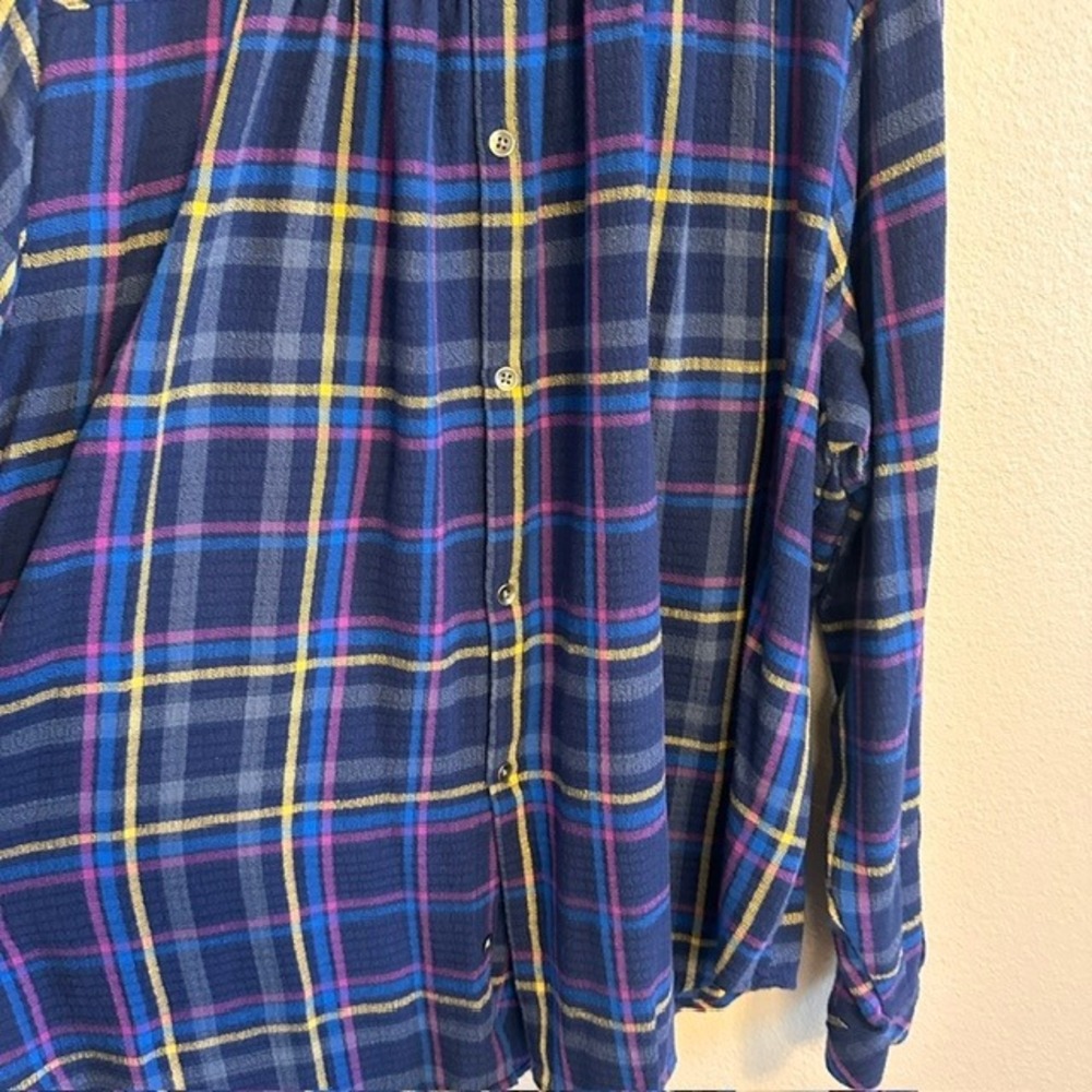 Torrid Navy Blue Plaid Crinkle Gauze‎ Button Back Tunic Long Sleeve Blouse 3X - Picture 8 of 8